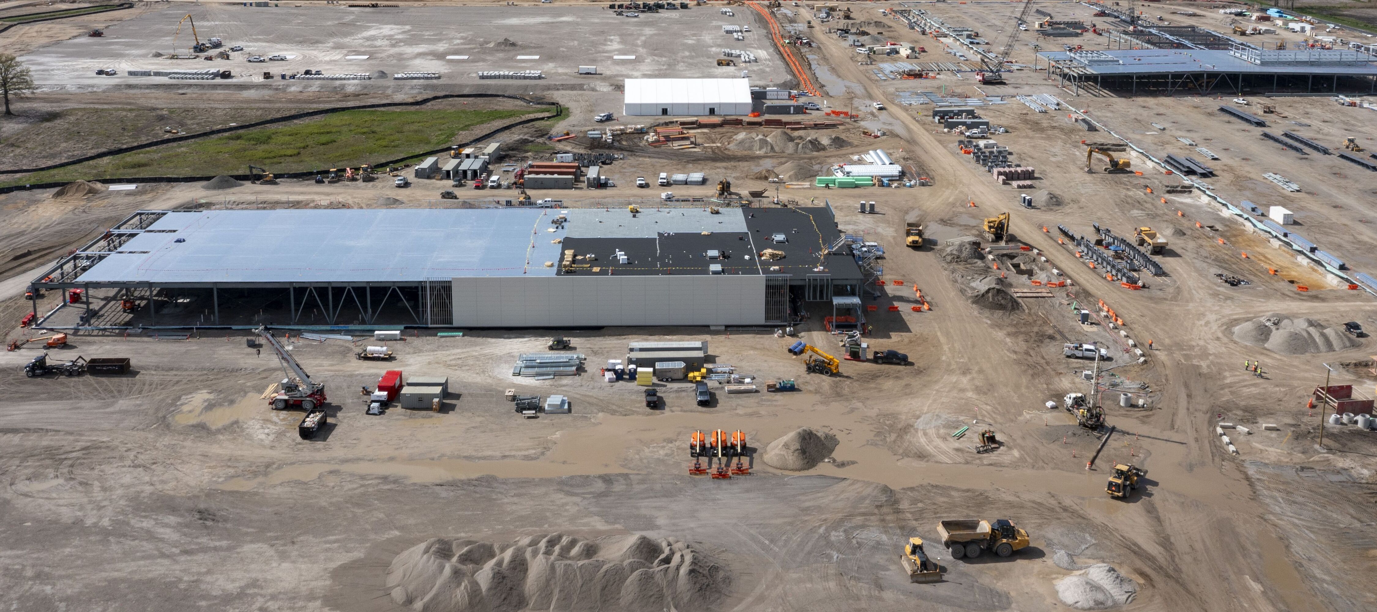 Construction of a $16 billion data center, developed by Related Digital for Oracle and Open AI.