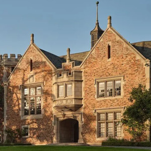 The outside of Wayne Manor, the house used in Batman, at 380 S San Rafael Ave in Pasadena California
