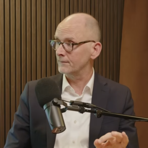 Torsten Slop speaks on Steve Eisman's podcast.