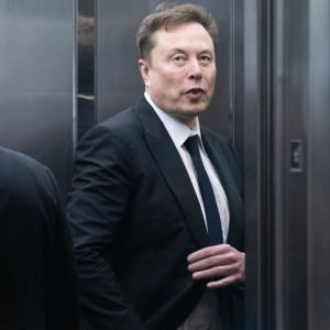 Elon Musk arrives to court at the Ronald V. Dellums Federal Building on April 30, 2026 in Oakland, California