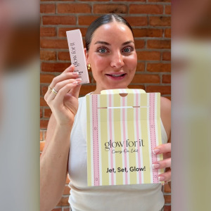 Daisy Kelly shows off her brand Glow For It's makeup products
