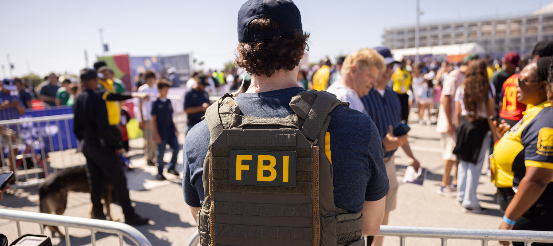 fbi agent