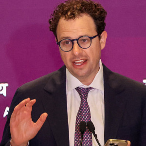 INDIA-TECHNOLOGY-AI-DIPLOMACY Anthropic CEO Dario Amodei delivers a speech during the AI Impact Summit in New Delhi on February 19, 2026.