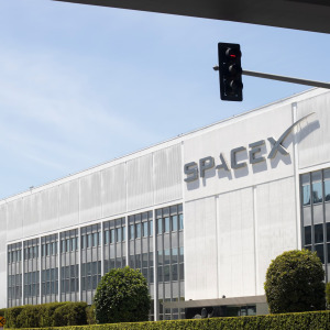 A photo of SpaceX
