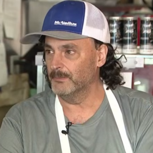 Daniel Romano shares the story of the viral sign on his storefront with Fox 5 New York.