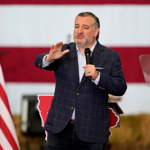 Photos of Senator Ted Cruz and President Donald Trump