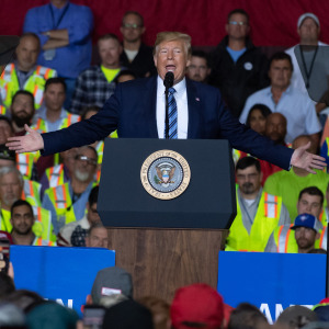 President Trump speaks to 5,000 contractors at the Shell Chemicals Petrochemical Complex.
