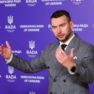 Yaroslav Zhelezniak holds a briefing at the Ukrainian Parliament.