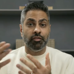 Ramit Sethi is interviewed by journalist Victoria Vesovski.