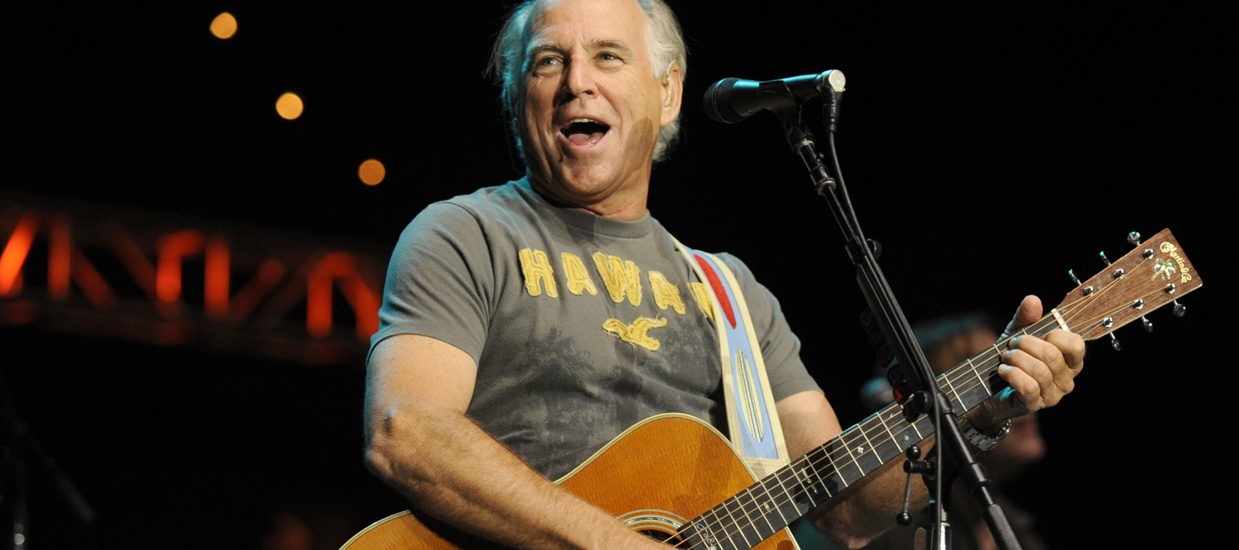 Jimmy Buffet performing