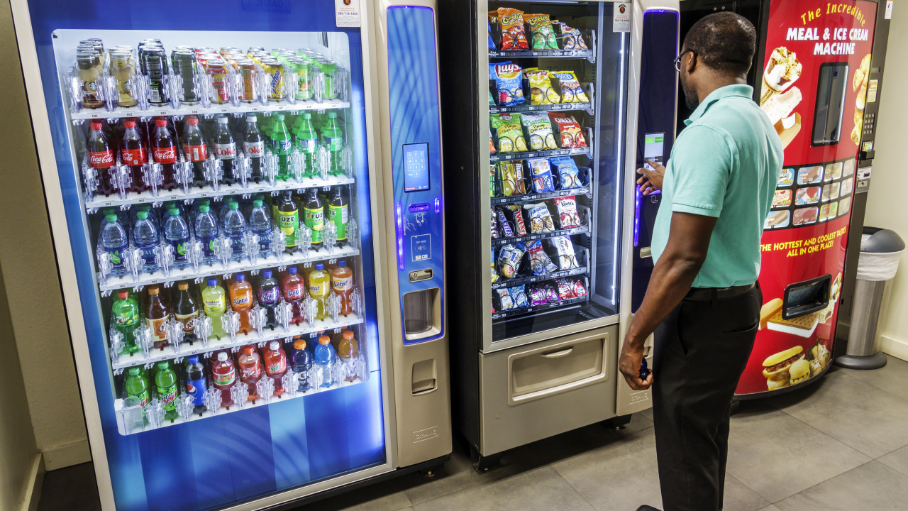 Couple owes $1M after vending machine venture fails