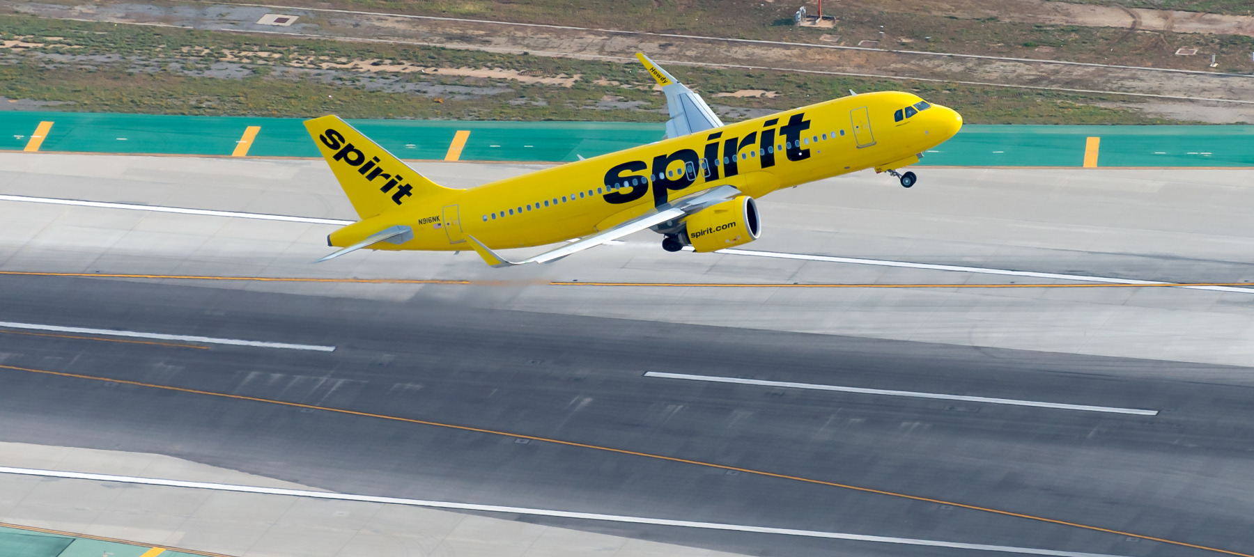 Spirit Airlines plane taking off