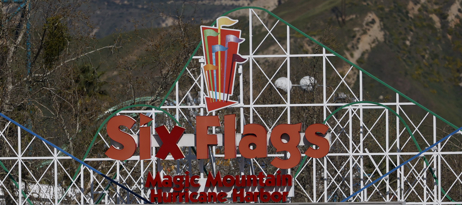The entrance sign for Six Flags' amusement park in southern California.