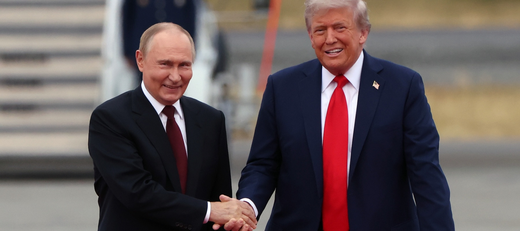 Russian President Vladimir Putin and President Donald Trump meeting to discuss the war in Ukraine in 2025.