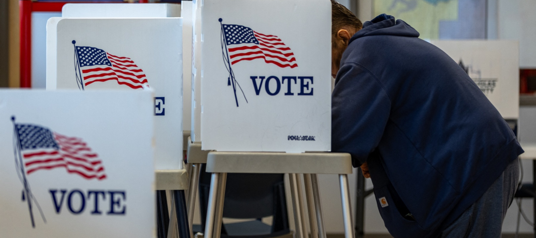 Voter casting their ballot in the midterms.