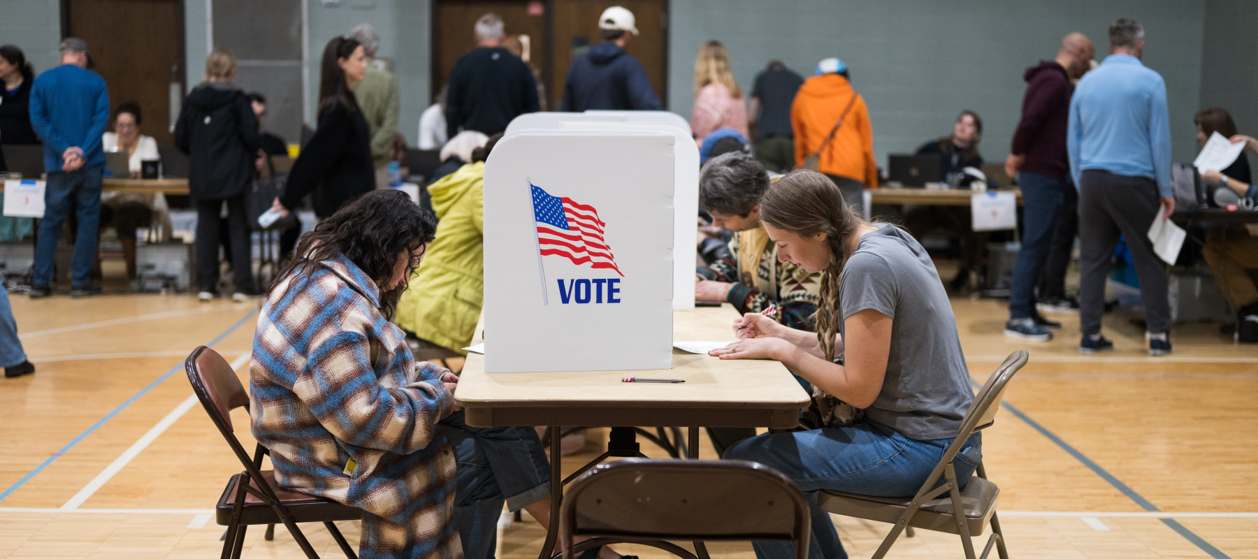 Voters fill out their ballots at an early voting polling place at Lynnhurst Recreation Center on October 28, 2026 in Minneapolis, Minnesota